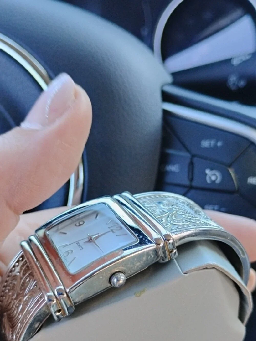 Paisley Watch Elegant Silver-Tone Women's Square Dial Watch